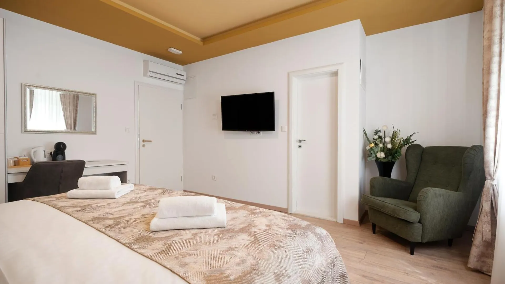 Luxury Rooms Floramye (Adults Only) Split 4*,  Kroatië